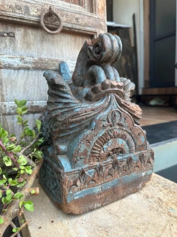 1700s Antique Rare Wooden Floral Painted Figured Bracket Panel 2
