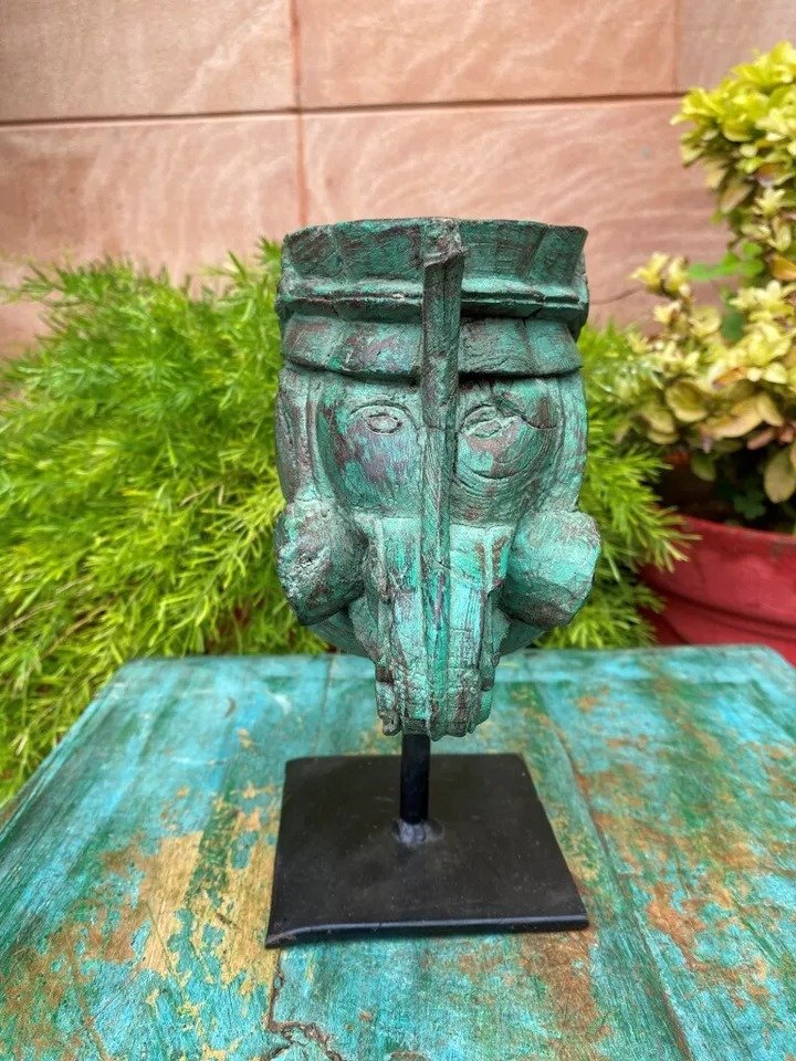 Antique Old Wooden Hand-Carved Elephant Mouth Shape Green Bracket9