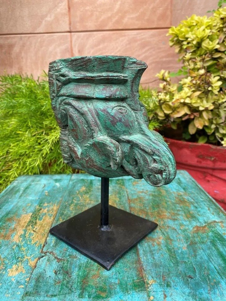 Antique Old Wooden Hand-Carved Elephant Mouth Shape Green Bracket7