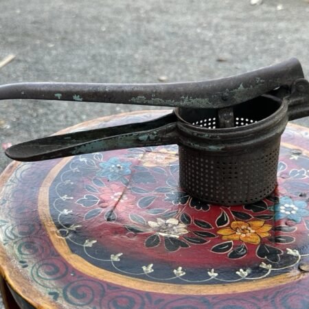 Antique Old Metal Noodle Press Machine – Vintage Kitchen Utility Tool